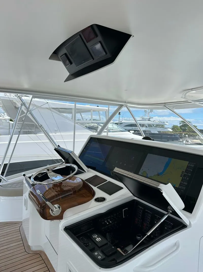 Slide: The Image of 2025 82 Viking Convertible Boujie Bridge (1) - 5572266