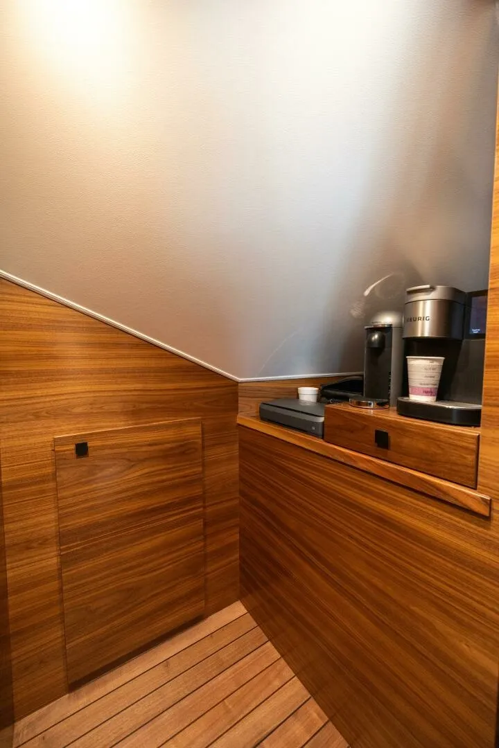 Slide: The Image of 2025 82 Viking Convertible Boujie Port Coffee Room - 6429084