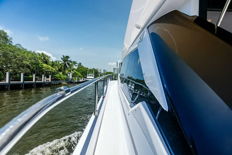 Slide: The Image of Ferretti Yachts 50 2024 - 5421599