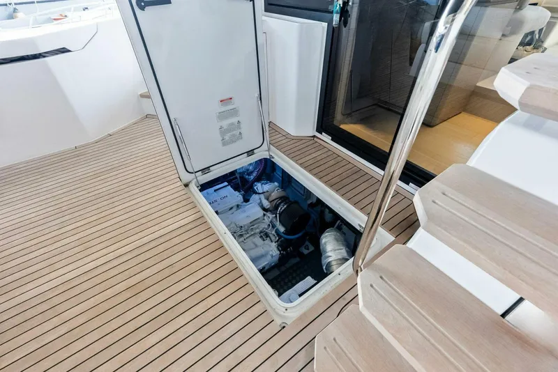 Slide: The Image of Ferretti Yachts 50 2024 - 5421615