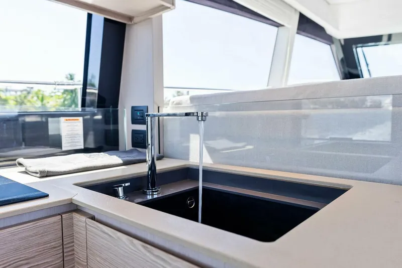 Slide: The Image of Ferretti Yachts 50 2024 - 5421621