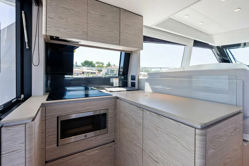 Slide: The Image of Ferretti Yachts 50 2024 - 5421623