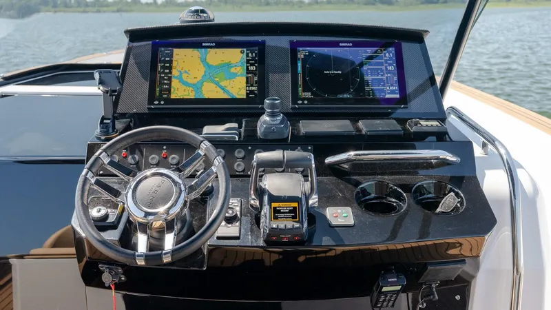 Slide: The Image of Pardo Yachts P38 2023 - 5524341