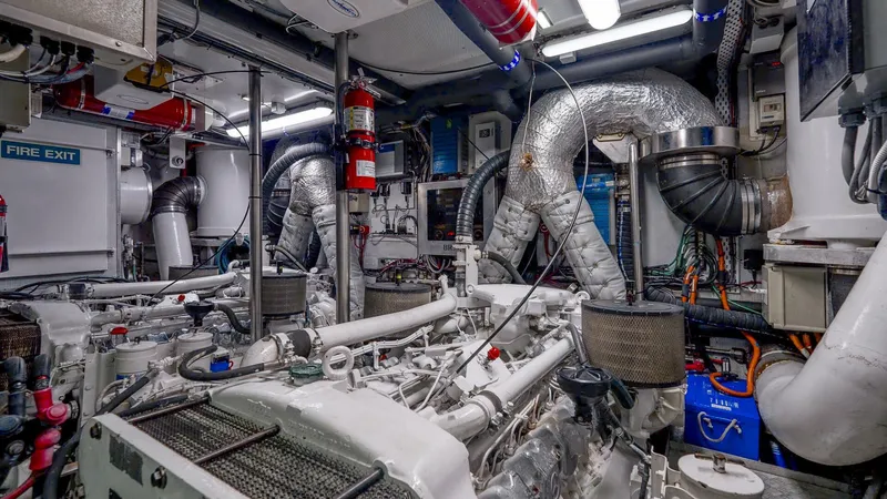 Slide: The Image of Stephens Brothers 100 1975 - 5455626