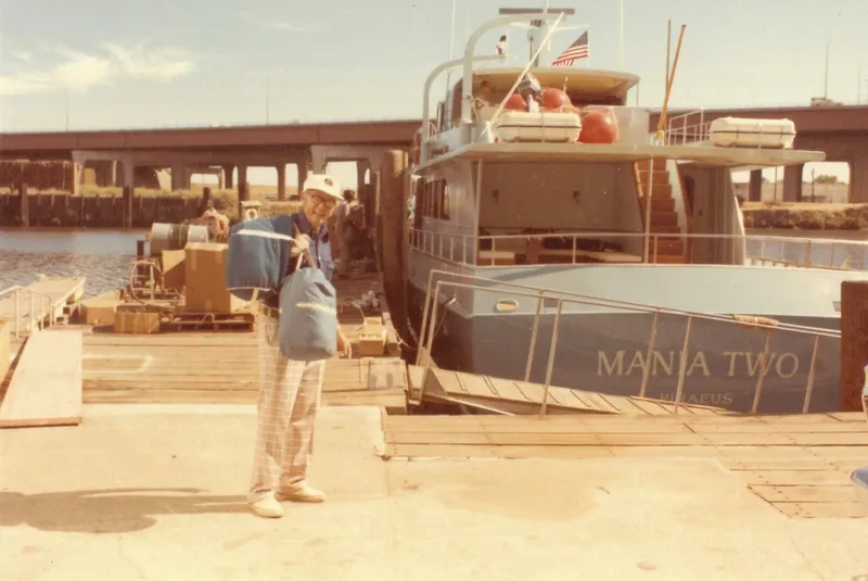 Slide: The Image of Original 1975 She was built for a Greek Billionaire. - 5526271