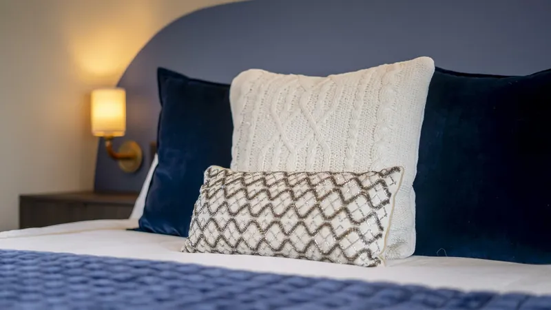 Slide: The Image of Stephens Brothers 100 1975 - 5455582