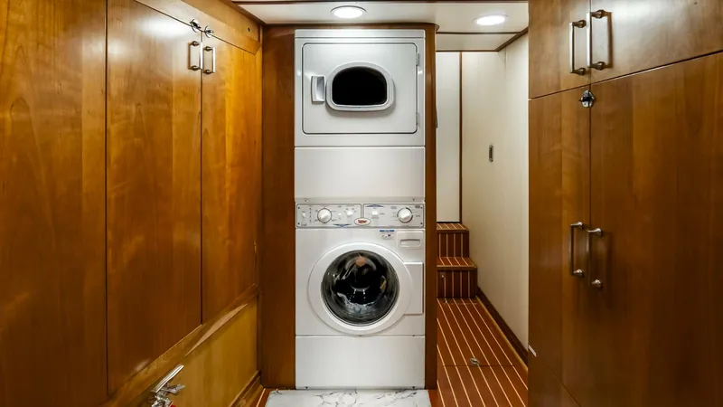 Slide: The Image of Crew - 5455617