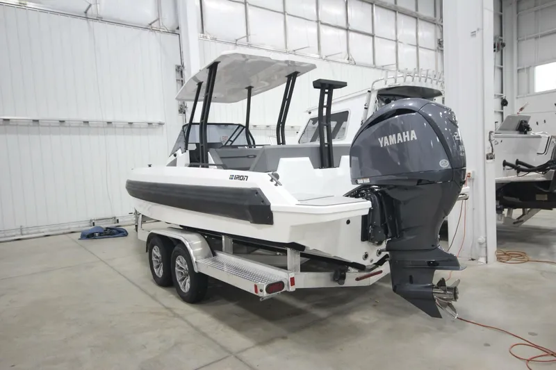 Slide: The Image of Iron 767 T-Top 2026 - 5861882