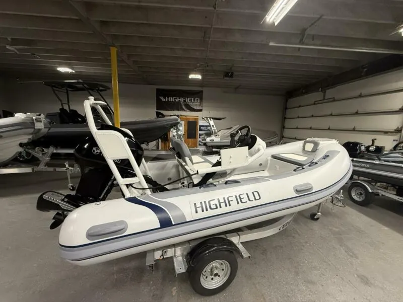 Slide: The Image of Highfield Classic 400 Hypalon 2025 - 5382194