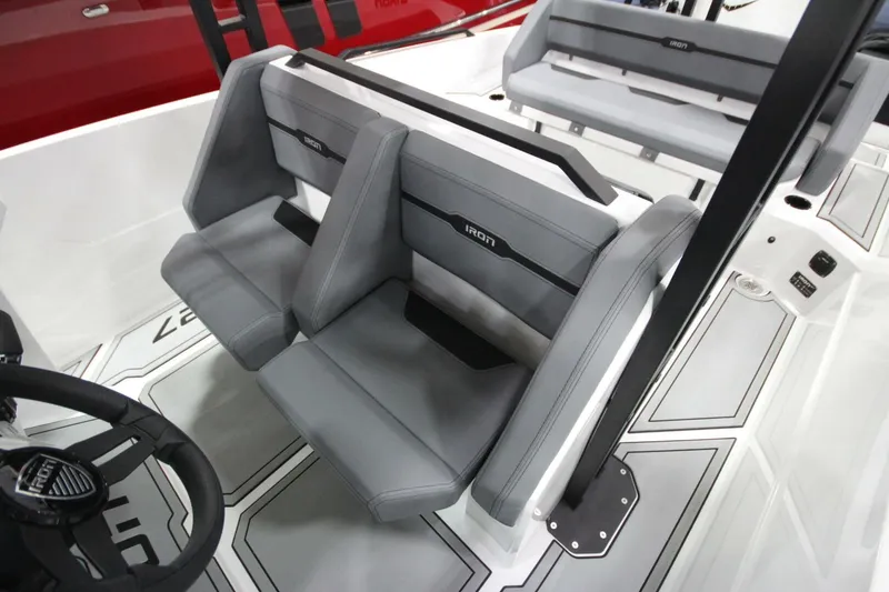 Slide: The Image of Iron 827 T-Top 2026 - 5884393