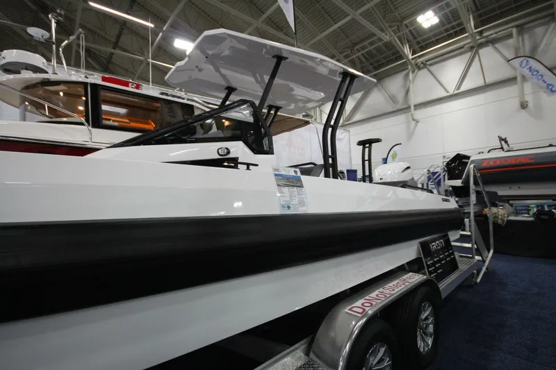 Slide: The Image of Iron 827 T-Top 2026 - 5884386