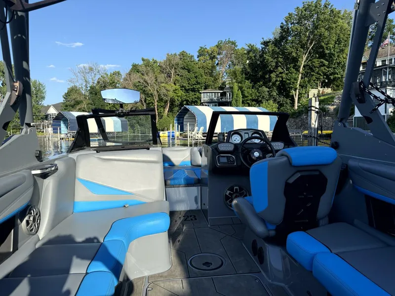 Slide: The Image of Axis T23 2020 - 5471119