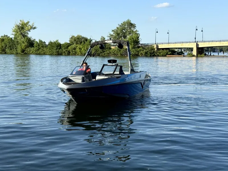 Slide: The Image of Axis T23 2020 - 5471183