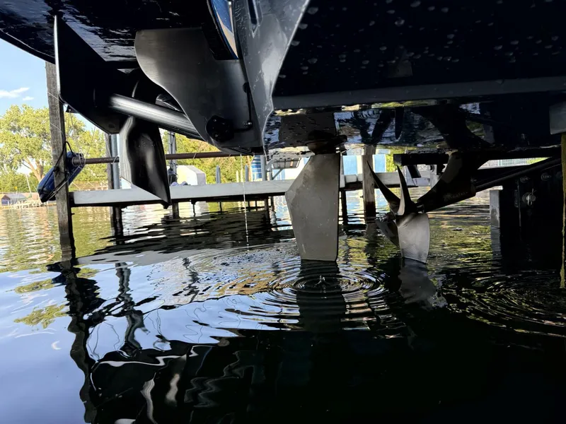 Slide: The Image of Axis T23 2020 - 5471201