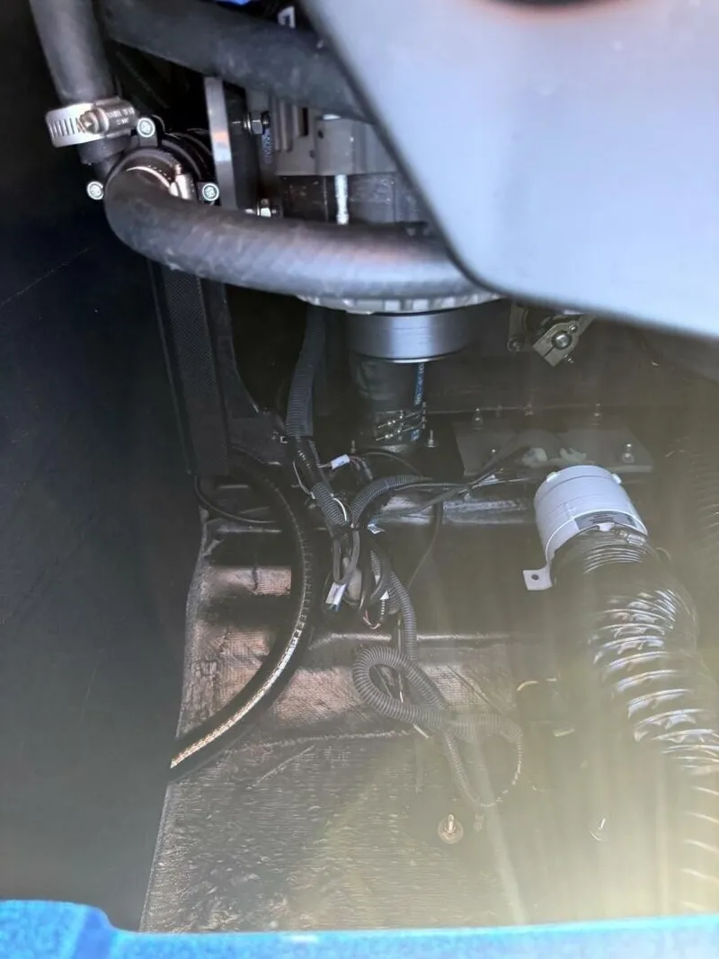 Slide: The Image of Axis T23 2020 - 7509887