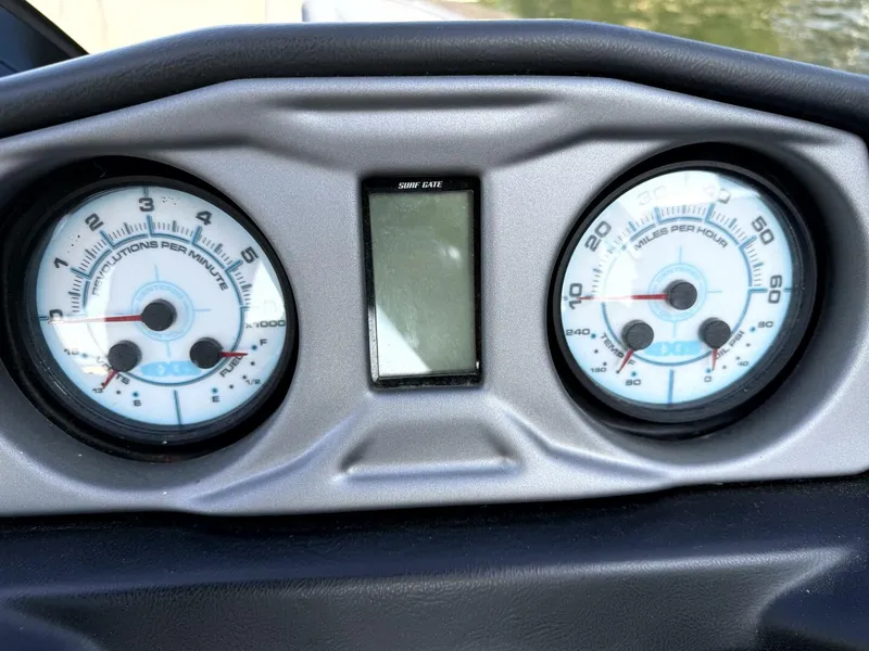 Slide: The Image of Axis T23 2020 - 5471101