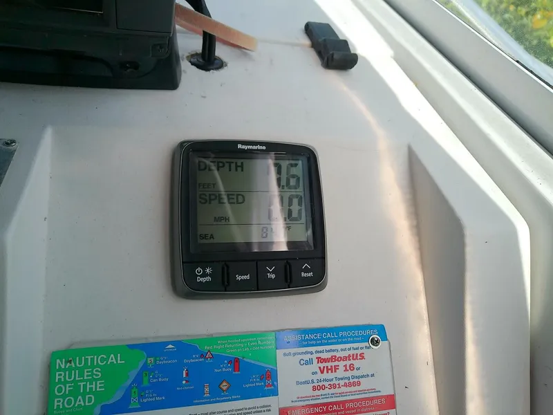 Slide: The Image of Mainship Pilot 30 2000 - 5384182