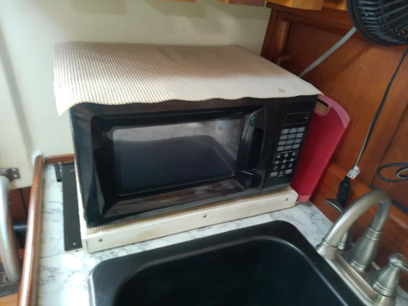 Slide: The Image of Mainship Pilot 30 2000 - 5384197