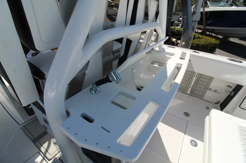 Slide: The Image of Blackfin 272CC 2024 - 5384765