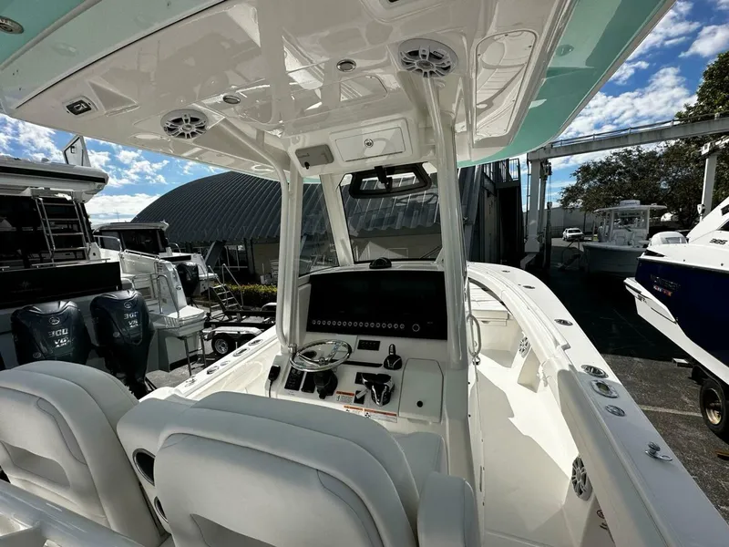 Slide: The Image of Regulator Marine 28 2024 - 5385030