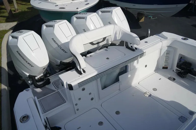 Slide: The Image of Blackfin 400CC 2024 - 5385503