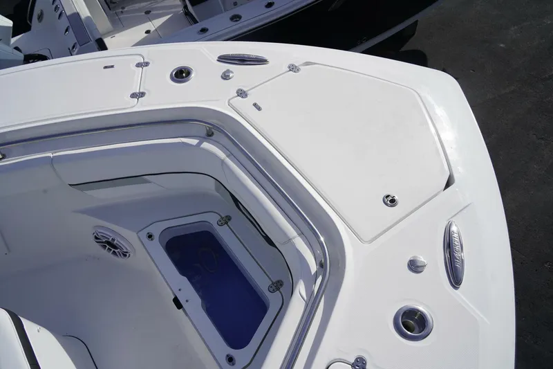 Slide: The Image of Blackfin 400CC 2024 - 5385536