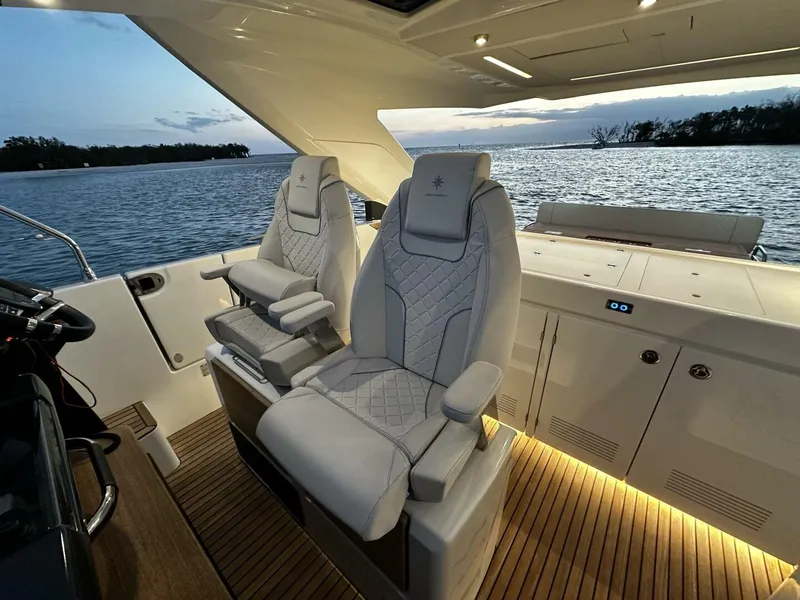 Slide: The Image of Jeanneau DB/43 OB 2024 - 5385668