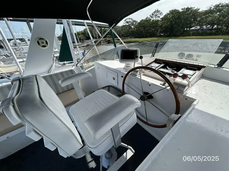 Slide: The Image of 49' DeFever flybridge helm2 - 5385820