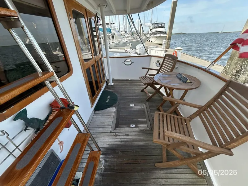 Slide: The Image of 49' DeFever aftdeck starboard - 5385780