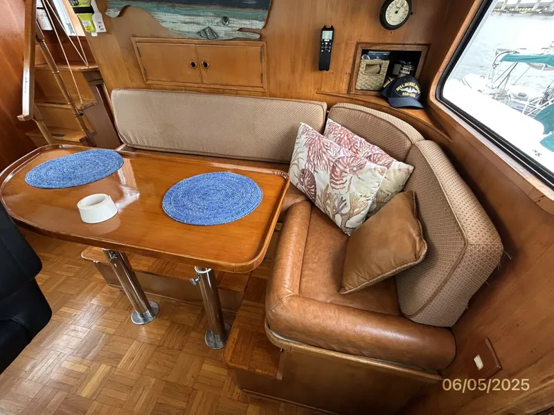 Slide: The Image of 49' DeFever pilothouse seating2 - 5386048