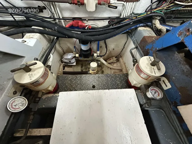 Slide: The Image of 49' DeFever Racor fuel filters - 5385898