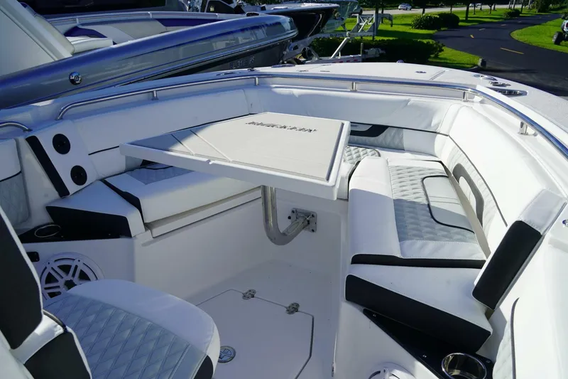 Slide: The Image of Blackfin 252CC 2025 - 5385785