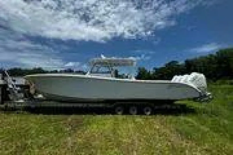 Slide: The Image of Yellowfin 42 Offshore- Profile 2017 Yellowfin 42 Offshore - 5387632