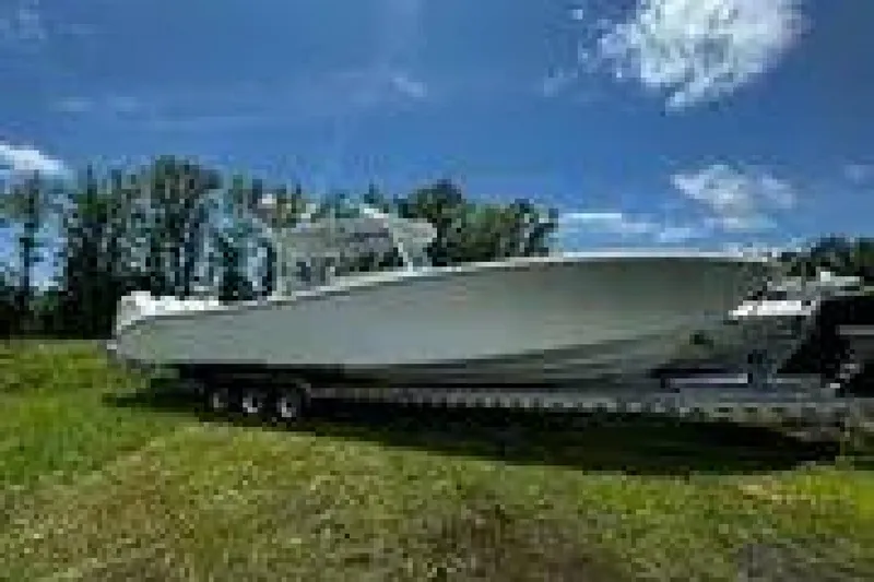 Slide: The Image of Yellowfin 42 Offshore- Profile 2017 Yellowfin 42 Offshore - 5387633