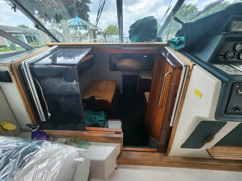 Slide: The Image of Sea Ray 34 1987 - 5387471