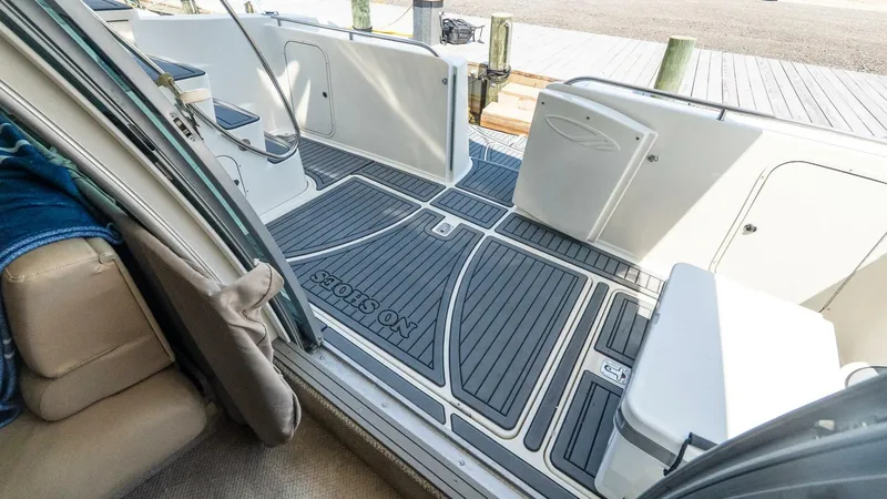 Slide: The Image of Maxum 4600 SCB 2000 - 5511307