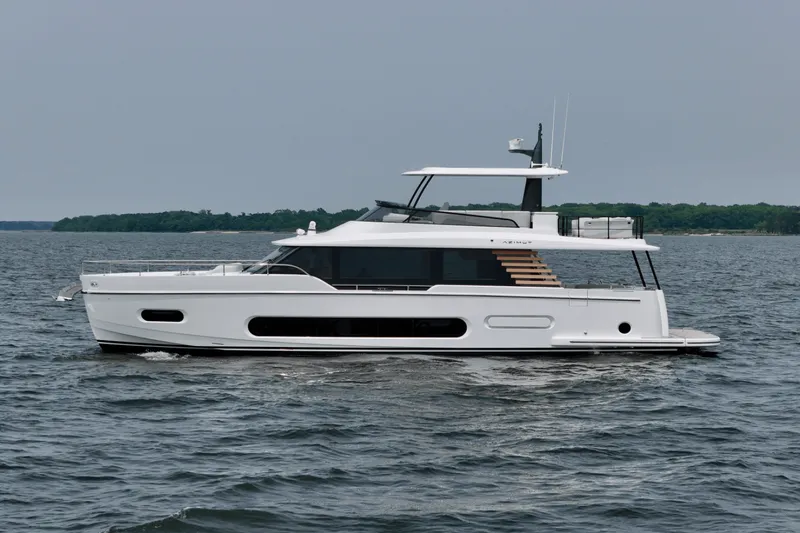 Slide: The Image of Azimut Magellano 60 2026 - 5387917