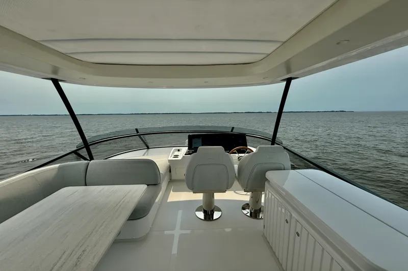 Slide: The Image of Azimut Magellano 60 2026 - 5387983