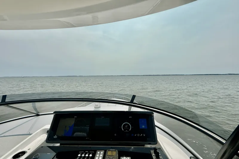 Slide: The Image of Azimut Magellano 60 2026 - 5387988