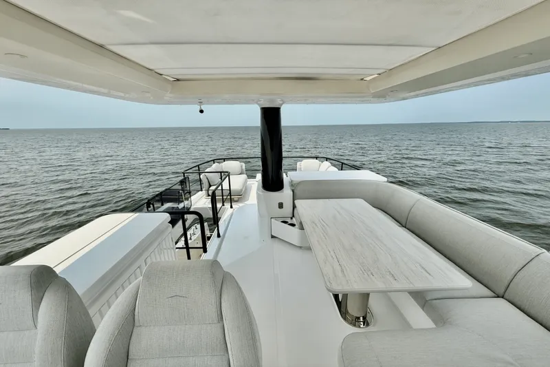Slide: The Image of Azimut Magellano 60 2026 - 5387989