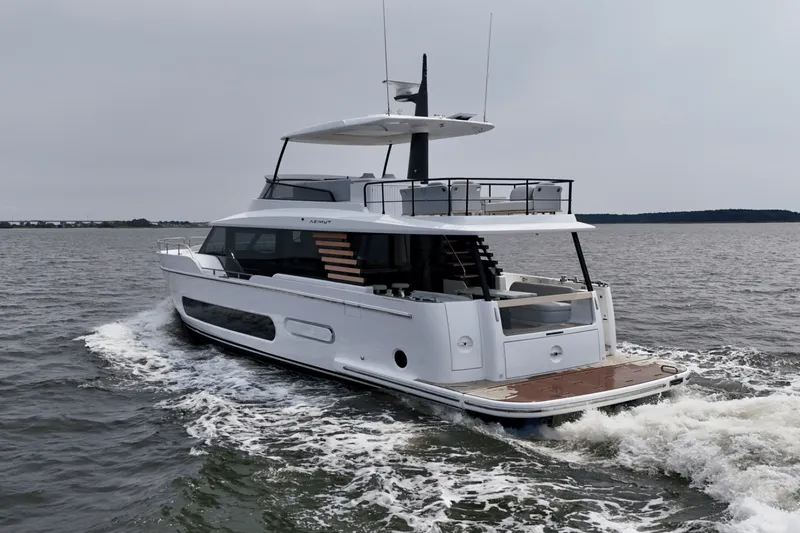 Slide: The Image of Azimut Magellano 60 2026 - 5387914