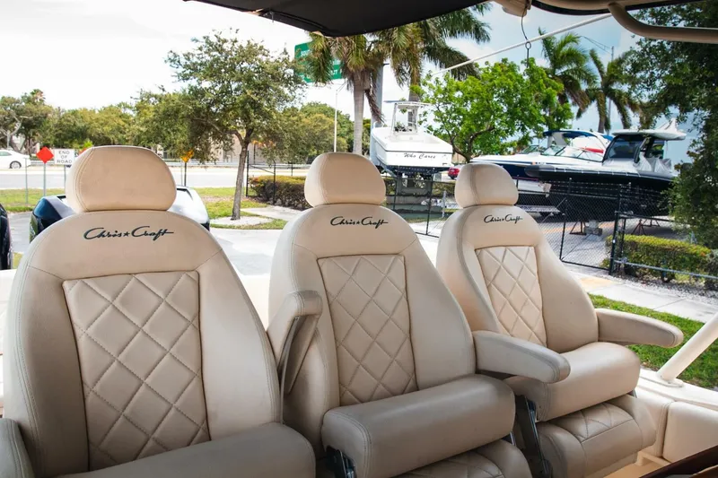 Slide: The Image of Chris-Craft Catalina 34 2017 - 5388566