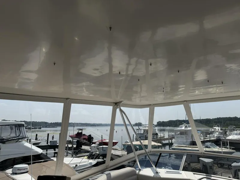 Slide: The Image of Sea Ray 550 Sedan Bridge 1995 - 5565705