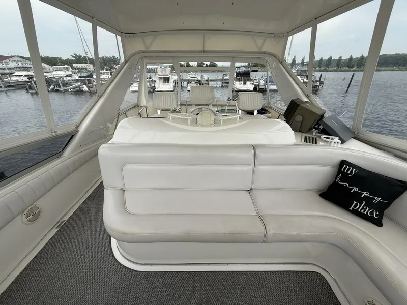 Slide: The Image of Sea Ray 550 Sedan Bridge 1995 - 5390508