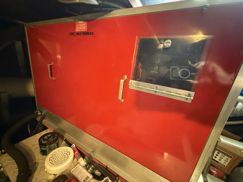 Slide: The Image of Sea Ray 550 Sedan Bridge 1995 - 5390622