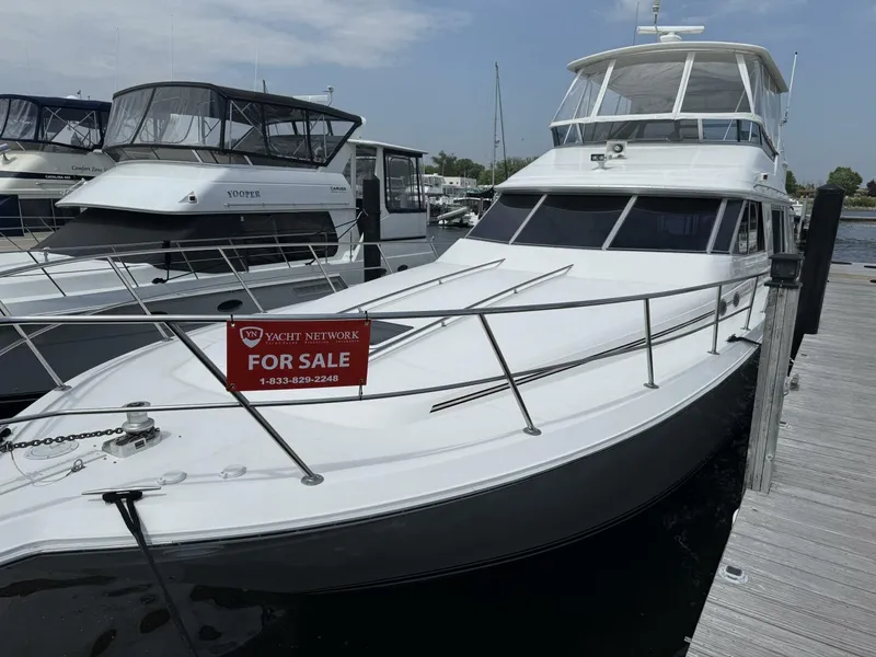 Slide: The Image of Sea Ray 550 Sedan Bridge 1995 - 5390646