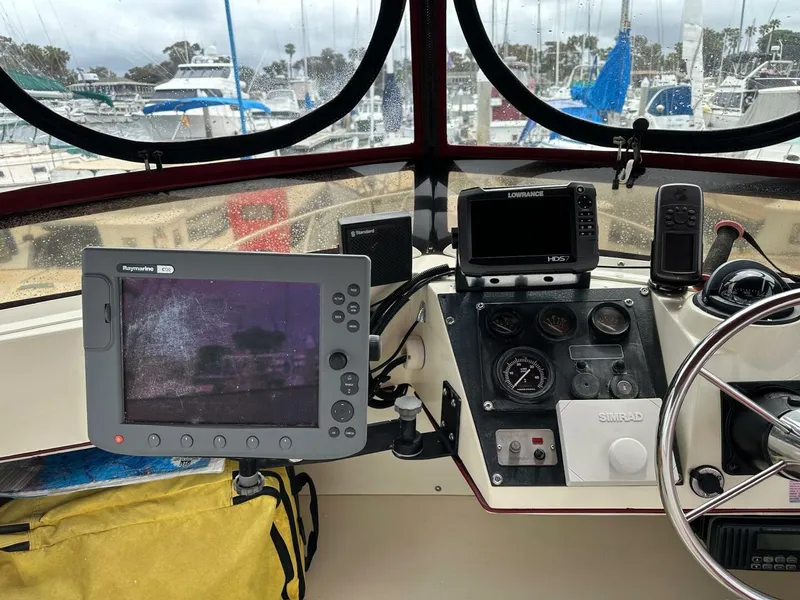 Slide: The Image of Skipjack 26 Pilothouse 1992 - 5388857
