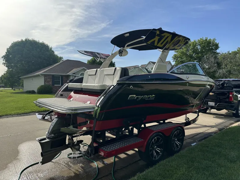 Slide: The Image of Bryant Calandra 2018 - 5428804