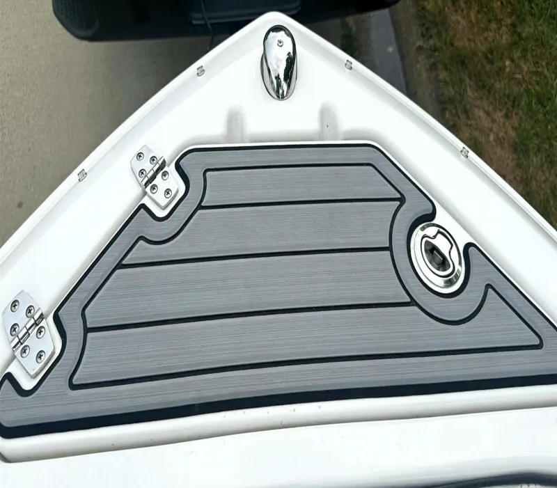 Slide: The Image of Bryant Calandra 2018 - 5553553