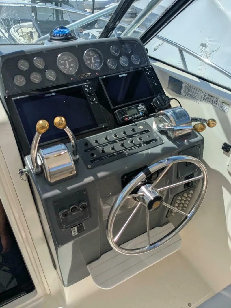 Slide: The Image of Tiara 29 Open 1995 - 5390185